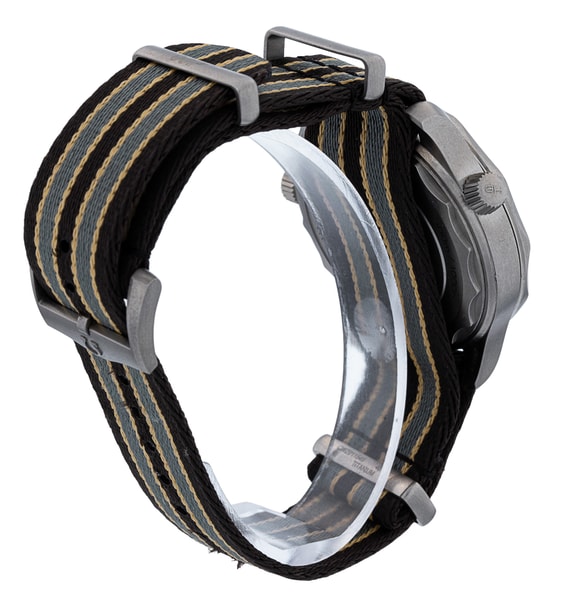 Omega Seamaster Diver 300m - James Bond Edition 210.92.42.20.01.001